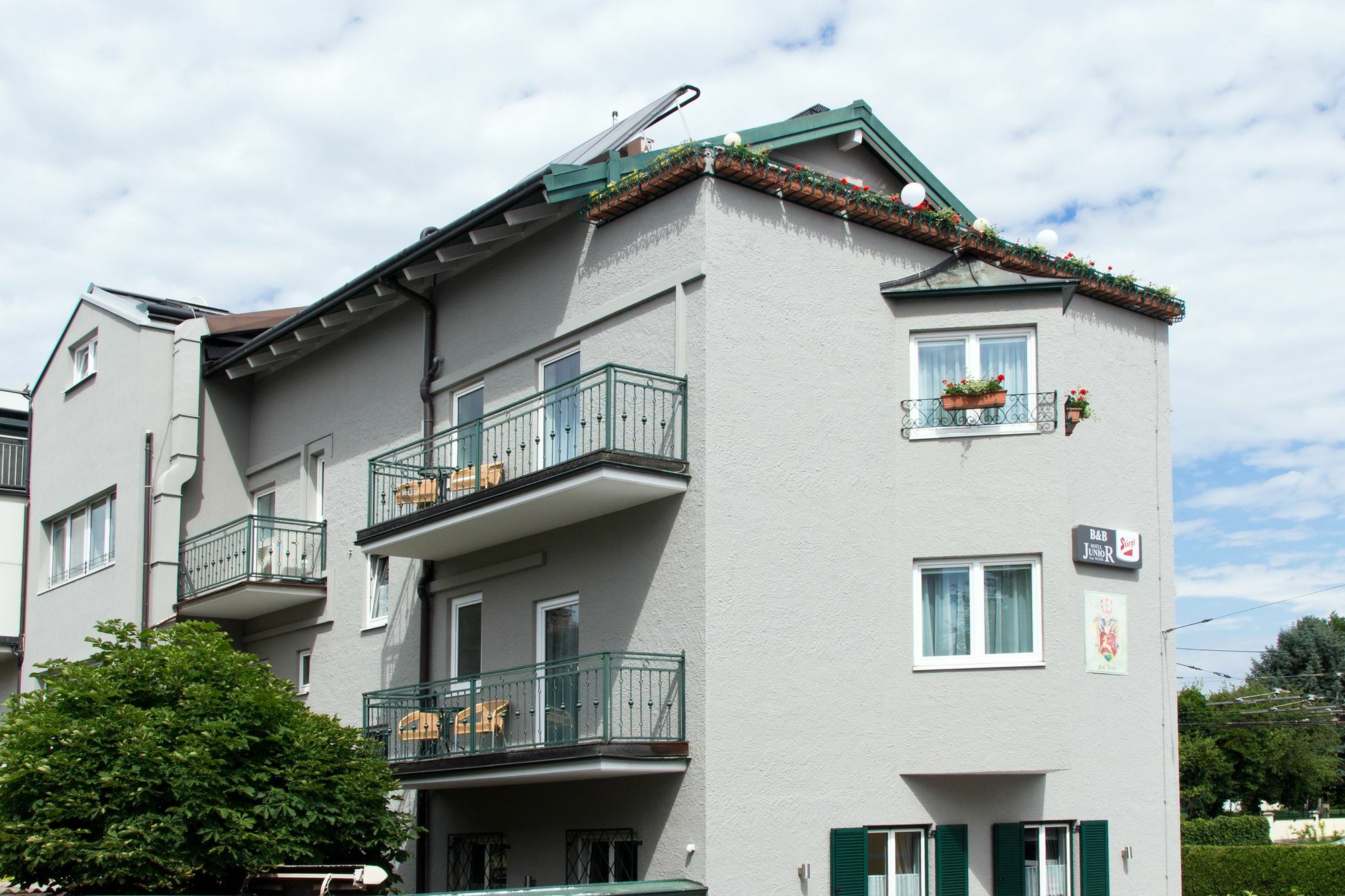 Hotel Junior By Max 70 Salzburg Exterior photo